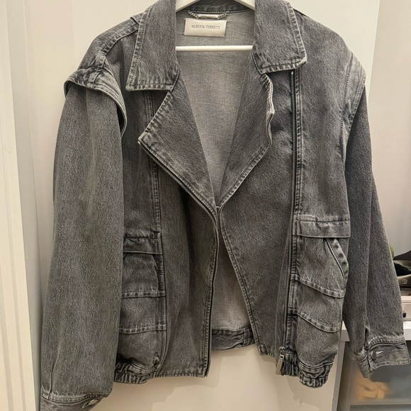 Alberta Ferretti Washed Denim Jacket, removable sleeves. Medium/Large - Picture 4 of 6